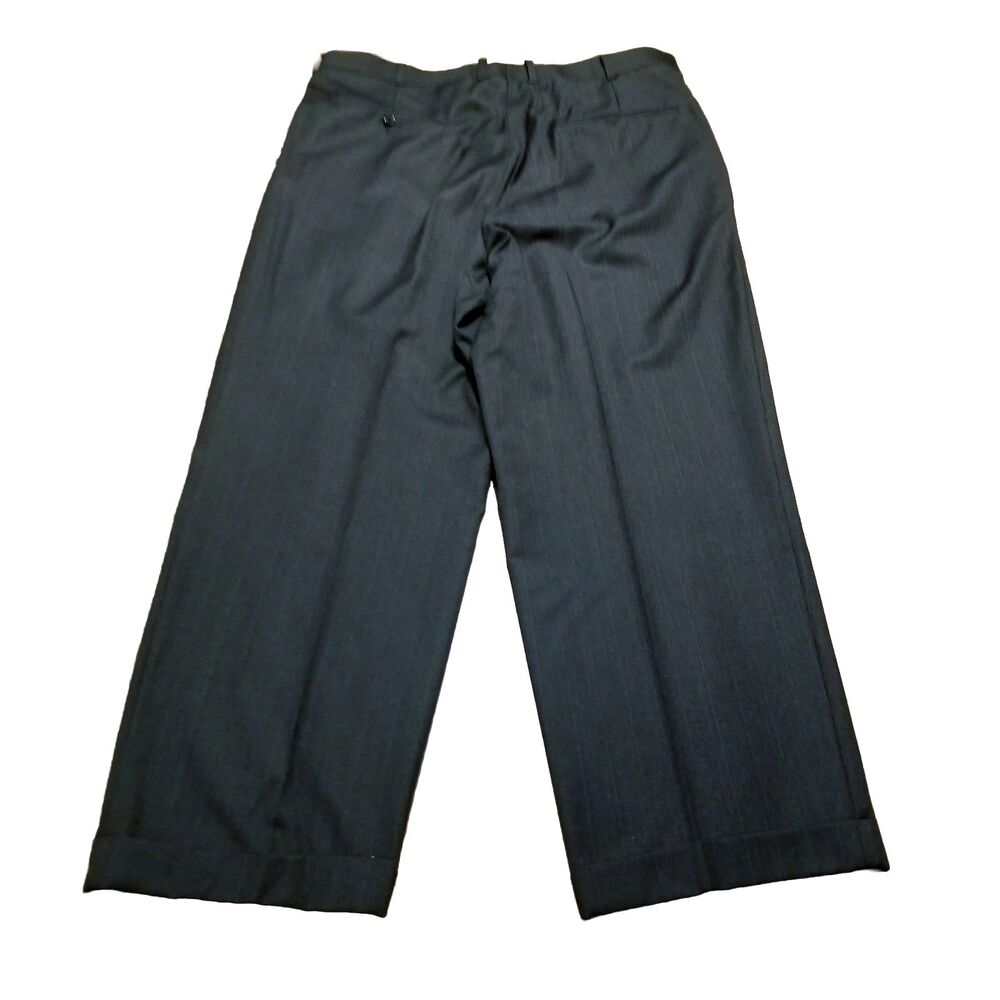 Hickey Freeman Suit Loro Piana Tasmanian 120's Men's Size 44R Charcoal Pinstripe - Picture 4 of 8